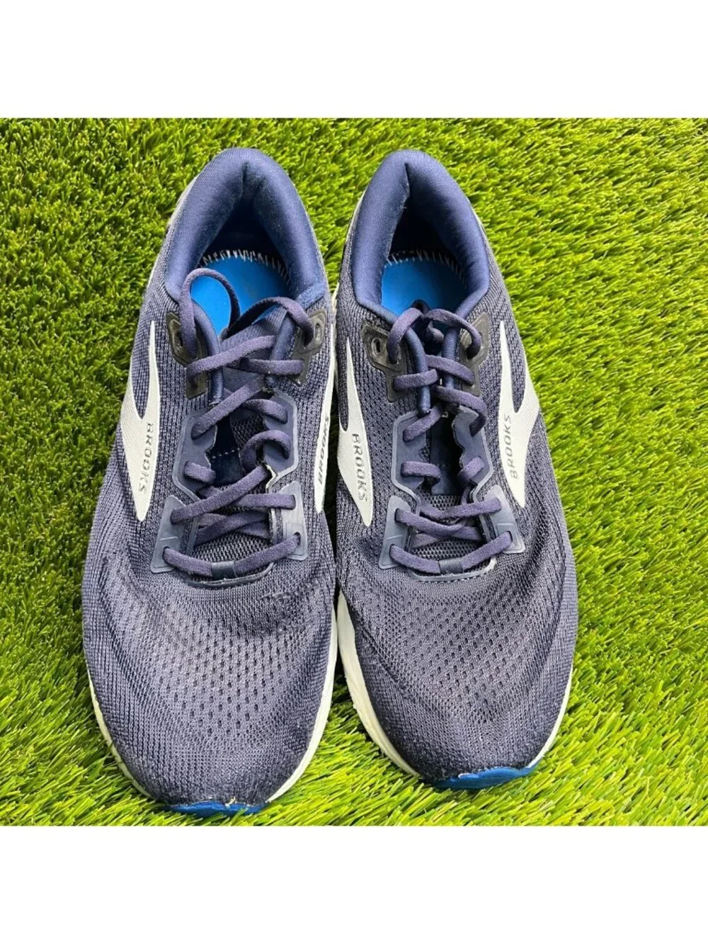 Brooks Beast GTS 24 Mens Size 11.5 Blue White Athletic Running Shoes Sneakers